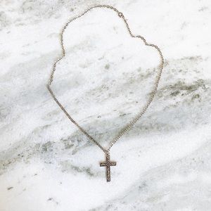 🍀Silver/Black Detailed Cross Necklace
